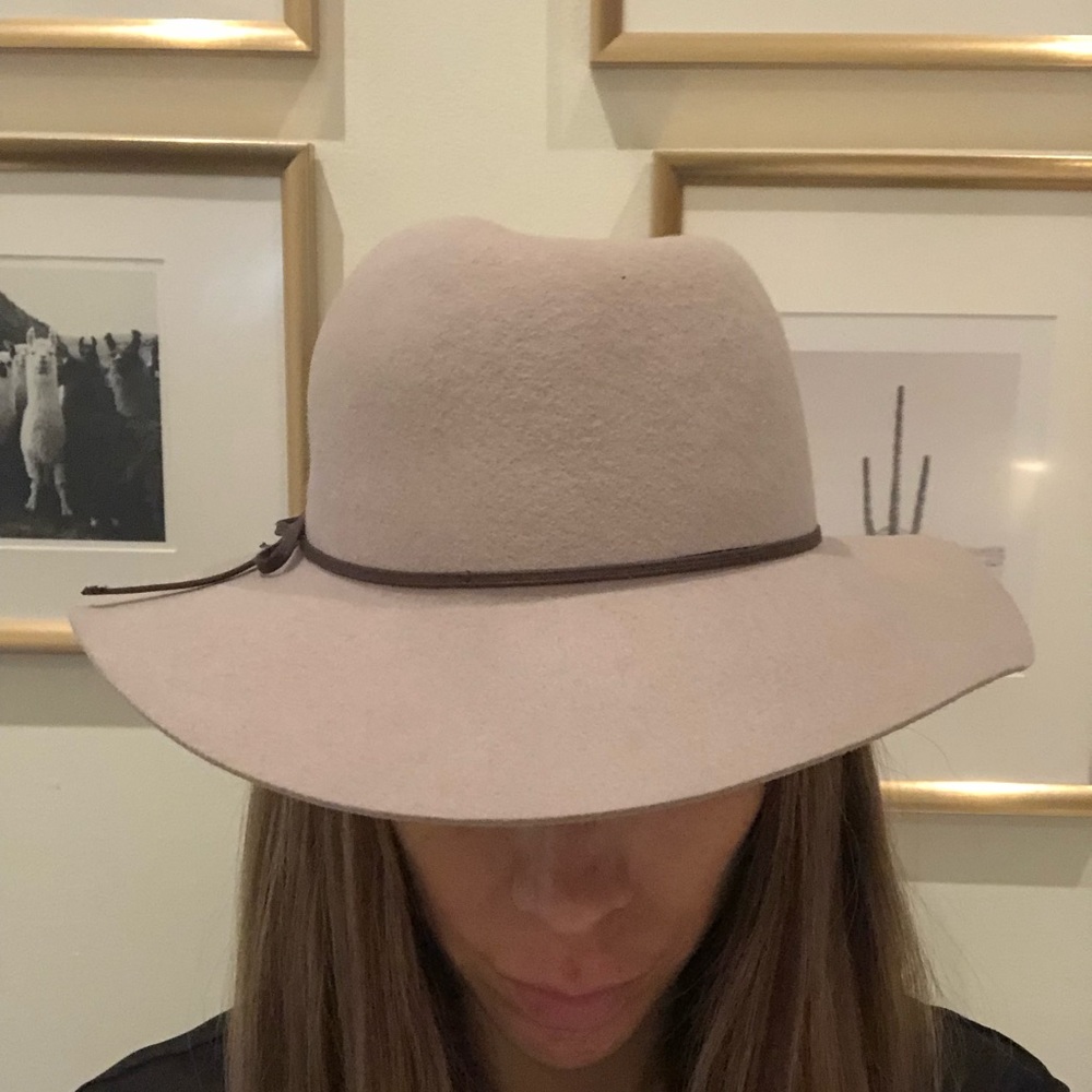 Wool hat - Picture 2 of 6
